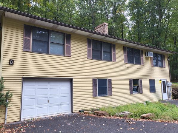 31 Greenhouse Ln #24B