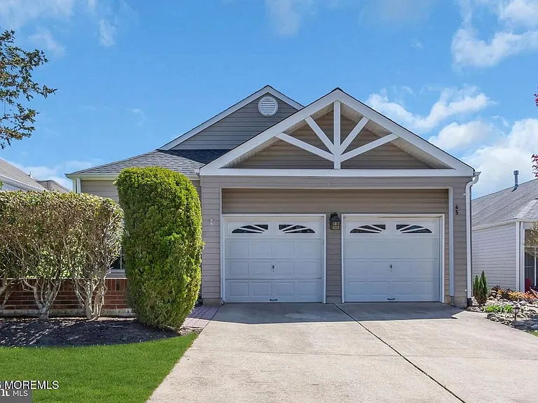 65 Summerhill Dr — Photo 16