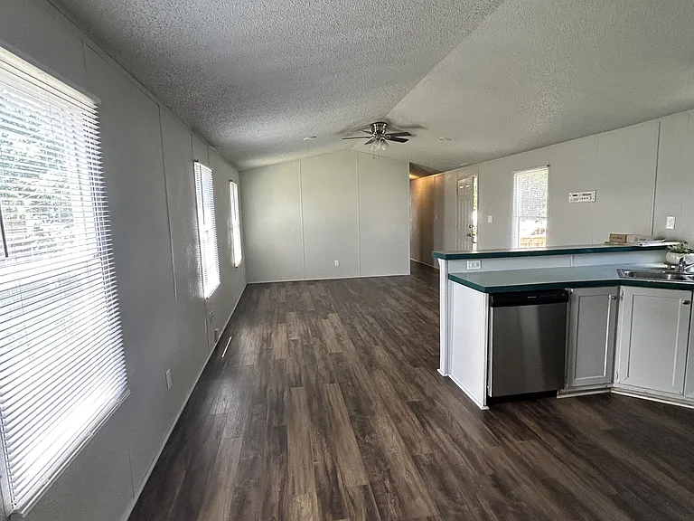 301 Dennis St #45 — Photo 12