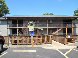 527 Notch Ln #11, Reeds Spring, MO 65737