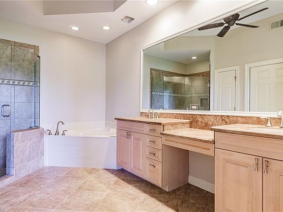 2nd image of 9261 Indigo Isle CT #102
