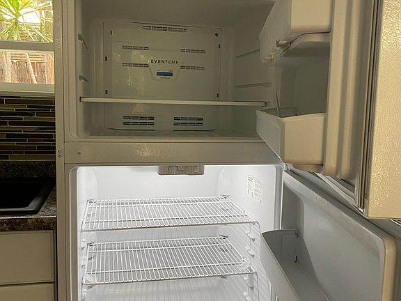 Full size refrigerator