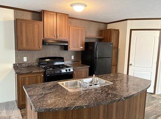 3772 Ojibway Dr, Burtchville, MI
