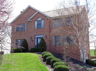 8008 Finch Rd, Gibsonia, PA 15044