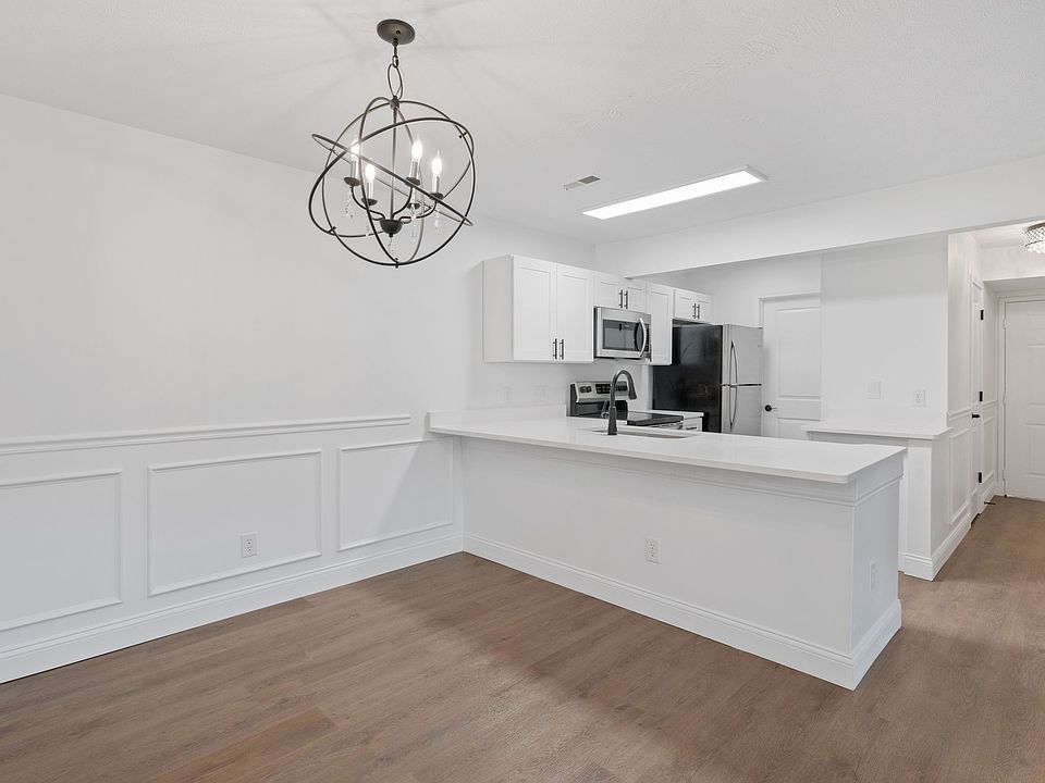 1st image of 3195 Lighthouse Dr #11