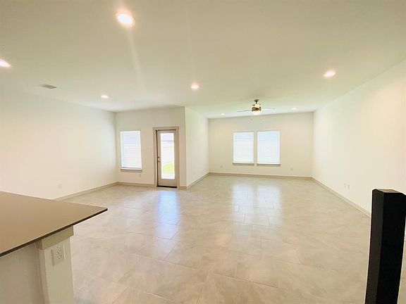 5th image of 29507 Krus Hill Ln
