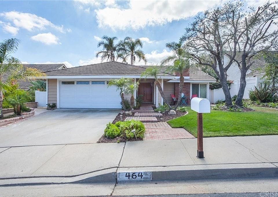 1st image of 464 Los Vientos Dr