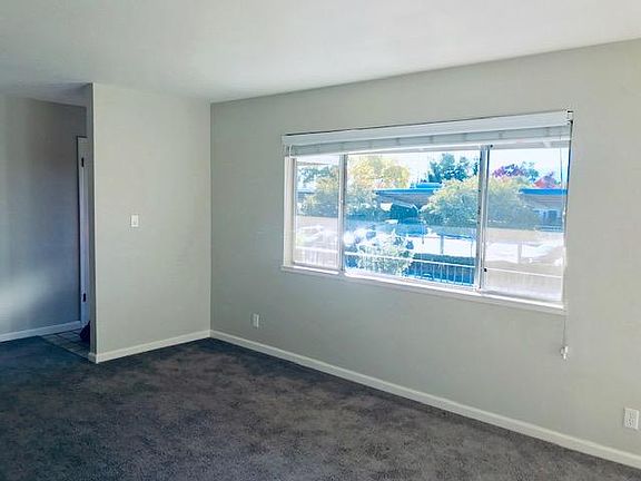 4th image of 3955 Rhoda Dr APT 5