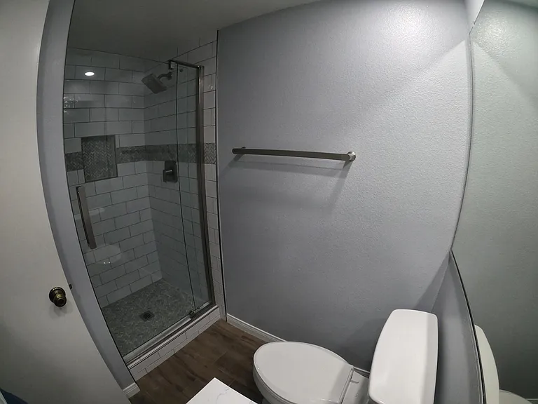 Downstairs Bathroom. (Newly Renovated)