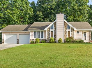 454 Rolling Hills Dr, Ringgold, GA 30736