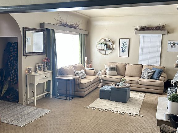 5th image of 40 S State St W