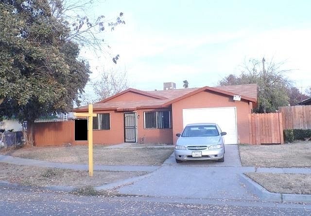 2nd image of 2673 S Tupman Ave
