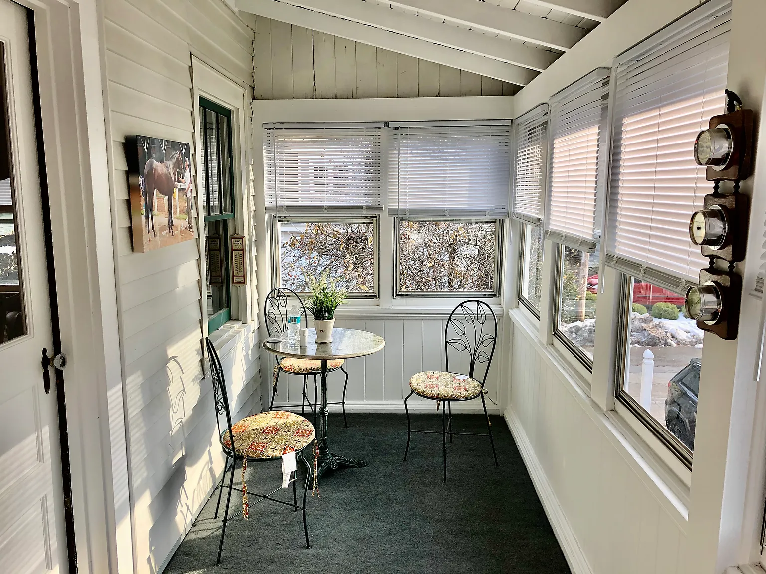3 bed, 2100 sqft, $2,700 — Photo 4