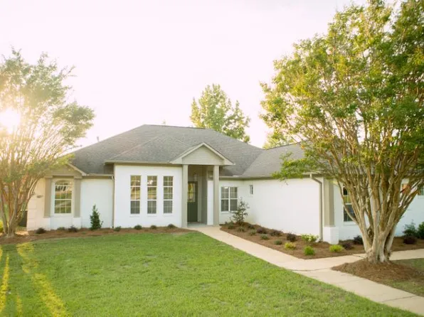 889 Mallard Lake Dr, Baldwyn, MS 38824