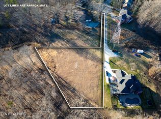 108 Nathan Ln, Oak Ridge, TN 37830