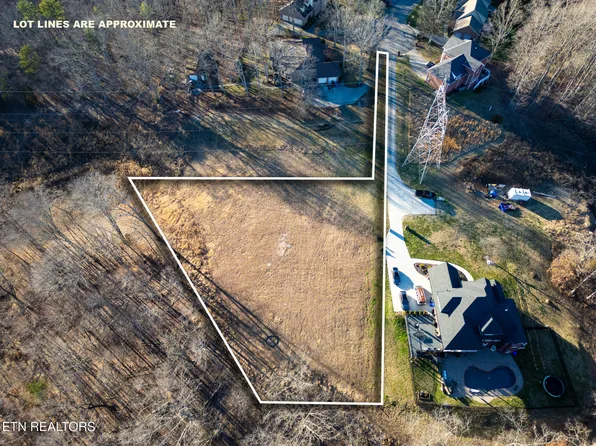 108 Nathan Ln, Oak Ridge, TN 37830