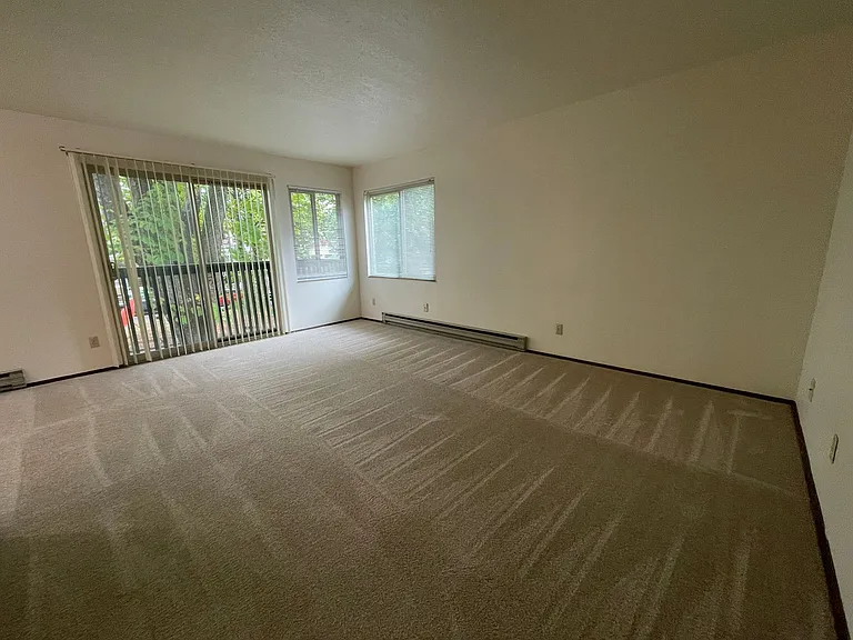 Tamarac Apartments — Photo 25