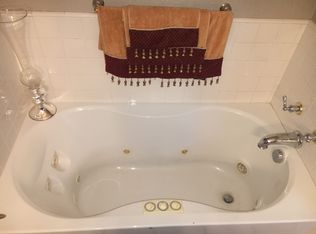 1128 E 13th St, Upland, CA 91786