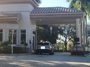 2024 NW 139th Ter, Pembroke Pines, FL 33028