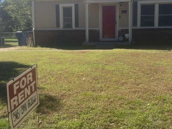 915 N Kokomo Ave, Derby, KS 67037
