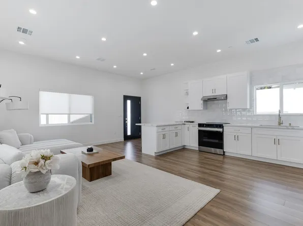 6204 Beeman Ave #2, North Hollywood, CA 91606