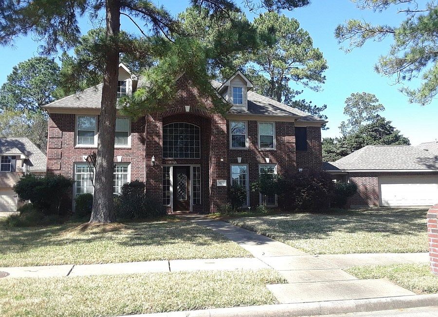 1st image of 16219 Lakewood Grove Dr