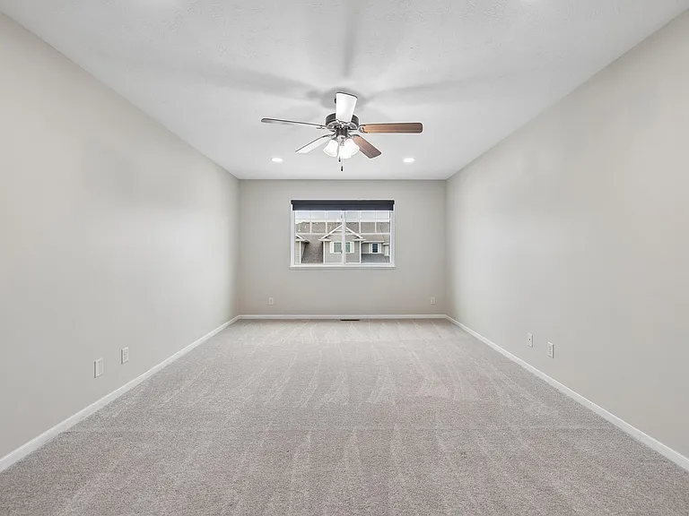 5638 Shailee Ct — Photo 24
