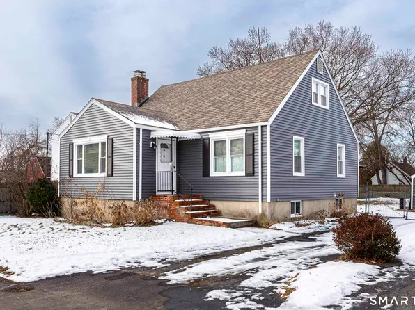 85 Green St, Stratford, CT 06615