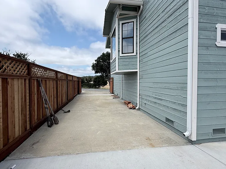 El Cerro Way — Photo 14