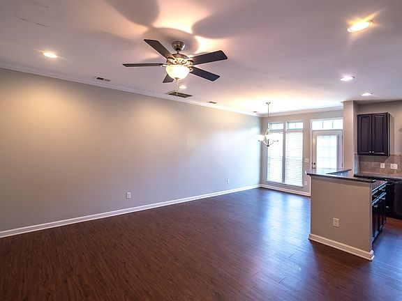 5th image of 429 Christiane Way