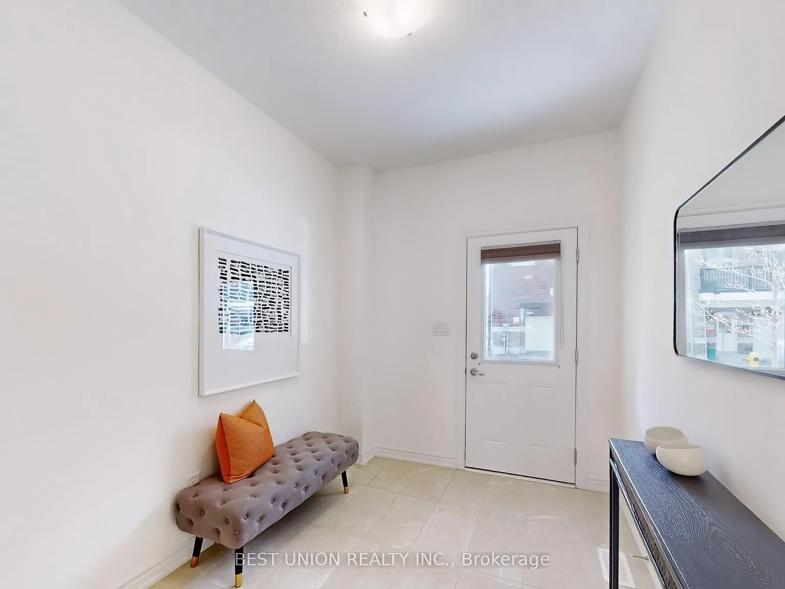 3 bed, $3,200 — Photo 4