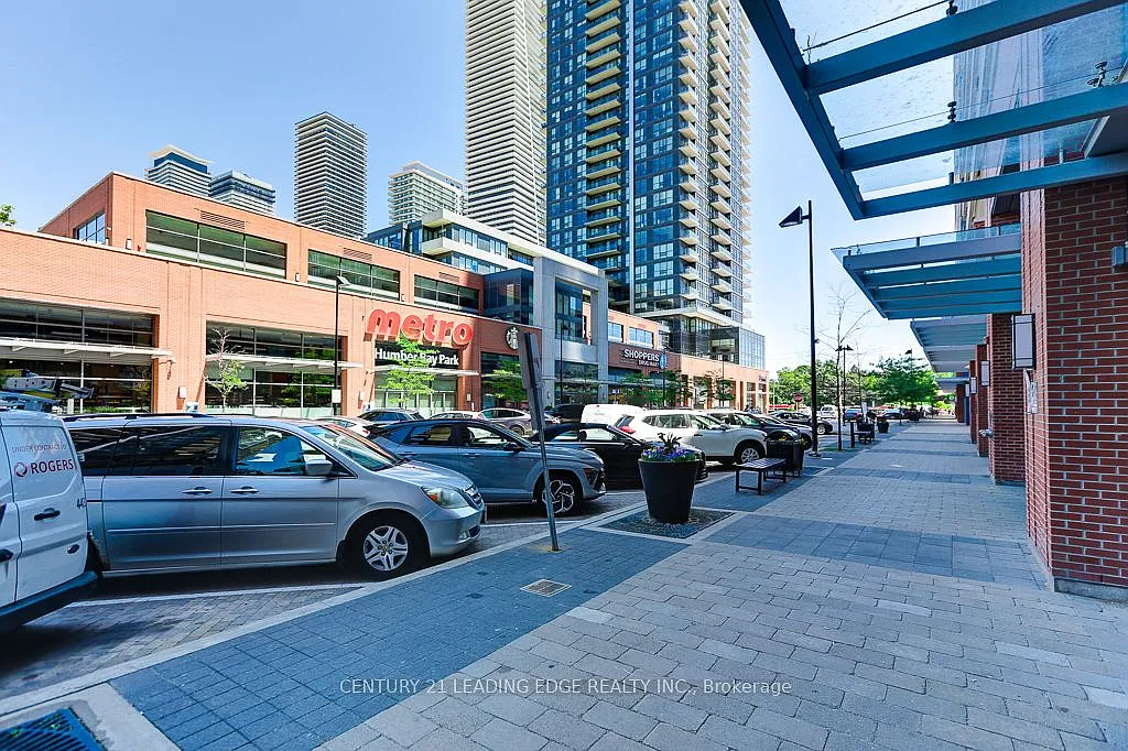 3 bed, $4,950 — Photo 3