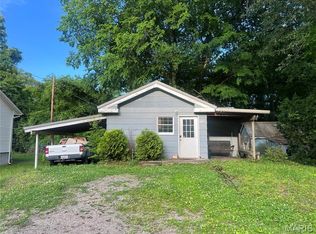 1419 N Spanish St, Cape Girardeau, MO 63701