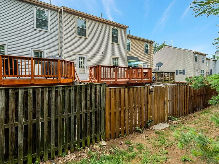 1848 Heather Glen Ct — Photo 54