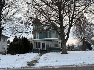 1114 2nd Ave, Vinton, IA 52349