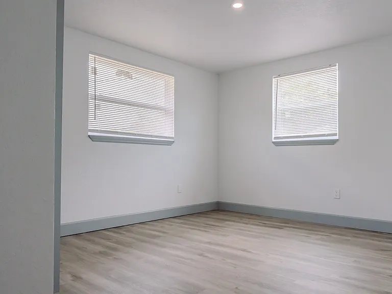 217 Betty Ave — Photo 23