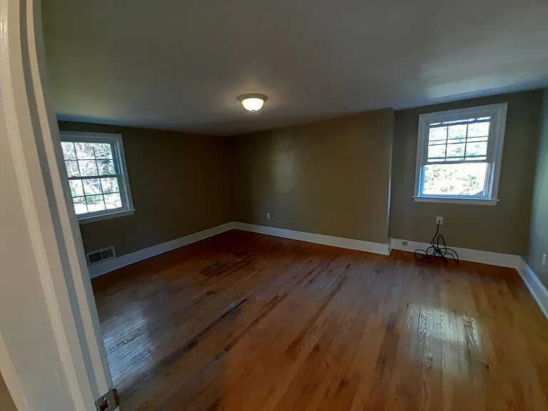 1823 Brandon Ave SW — Photo 41