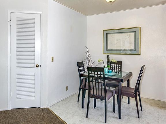 3rd image of 7137 Soquel Dr APT B