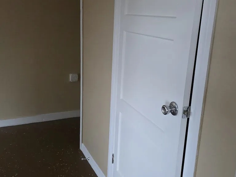 153 Lake June Dr — Photo 2