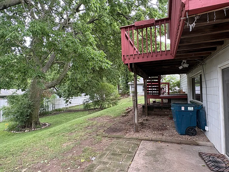 3409 N California Ave — Photo 9