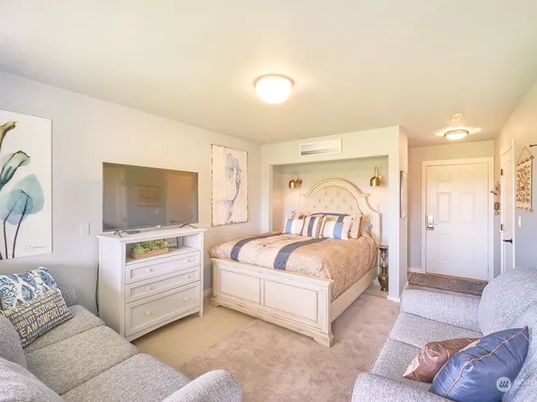 210 26th Street NW #427, Long Beach, WA 98631