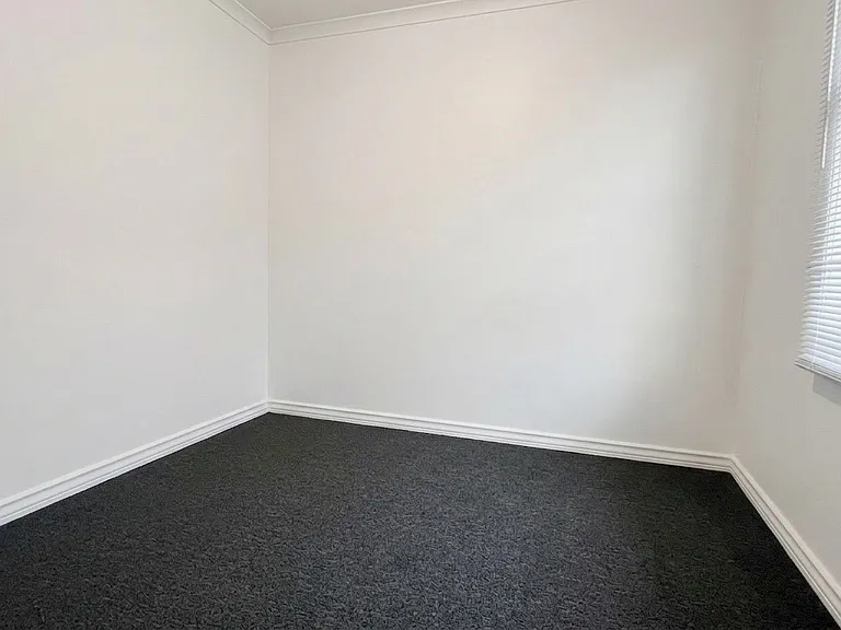 5807 Hobart St #2 — Photo 11