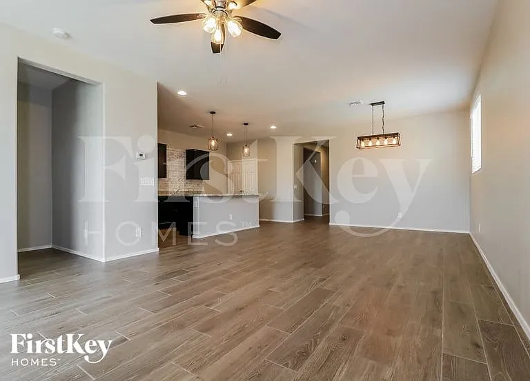 17565 W Villa Chula Ln — Photo 3