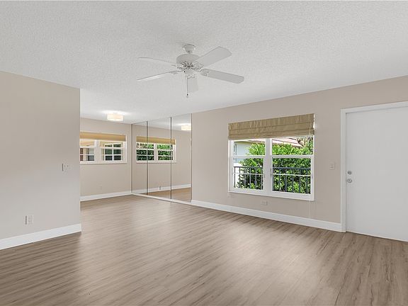 5th image of 28 Vista Gardens Trl APT 206