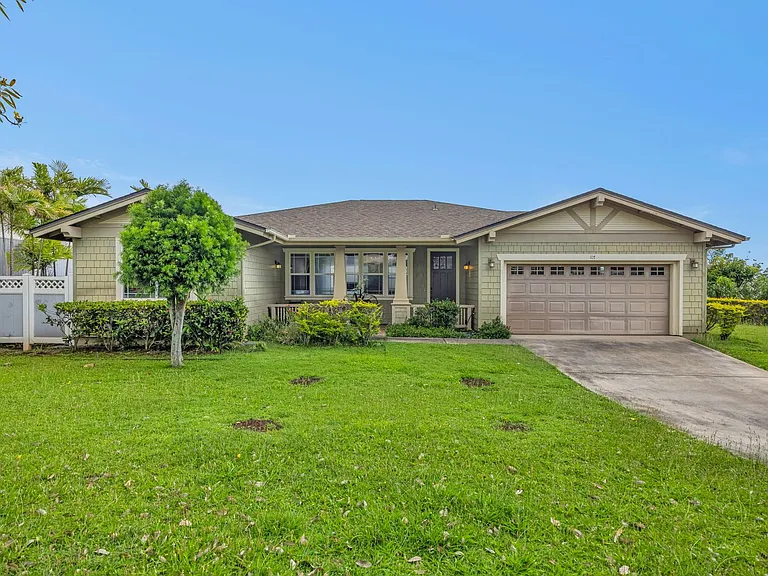 107 Kinohi Loa St — Photo 1