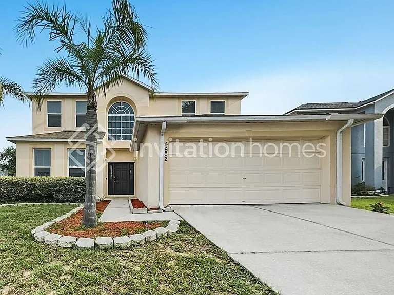 4502 Stable Dr — Photo 1