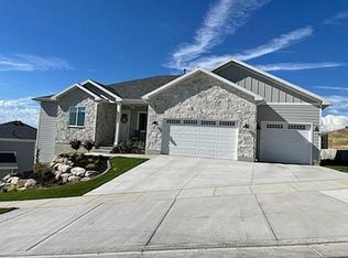 677 E 525 N, Providence, UT 84332