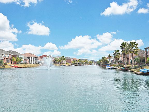 2nd image of 17915 Harbour Bridge Point Dr