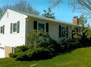 28 Lemay Rd, Woonsocket, RI 02895