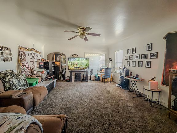 4th image of 625 S 200th St E